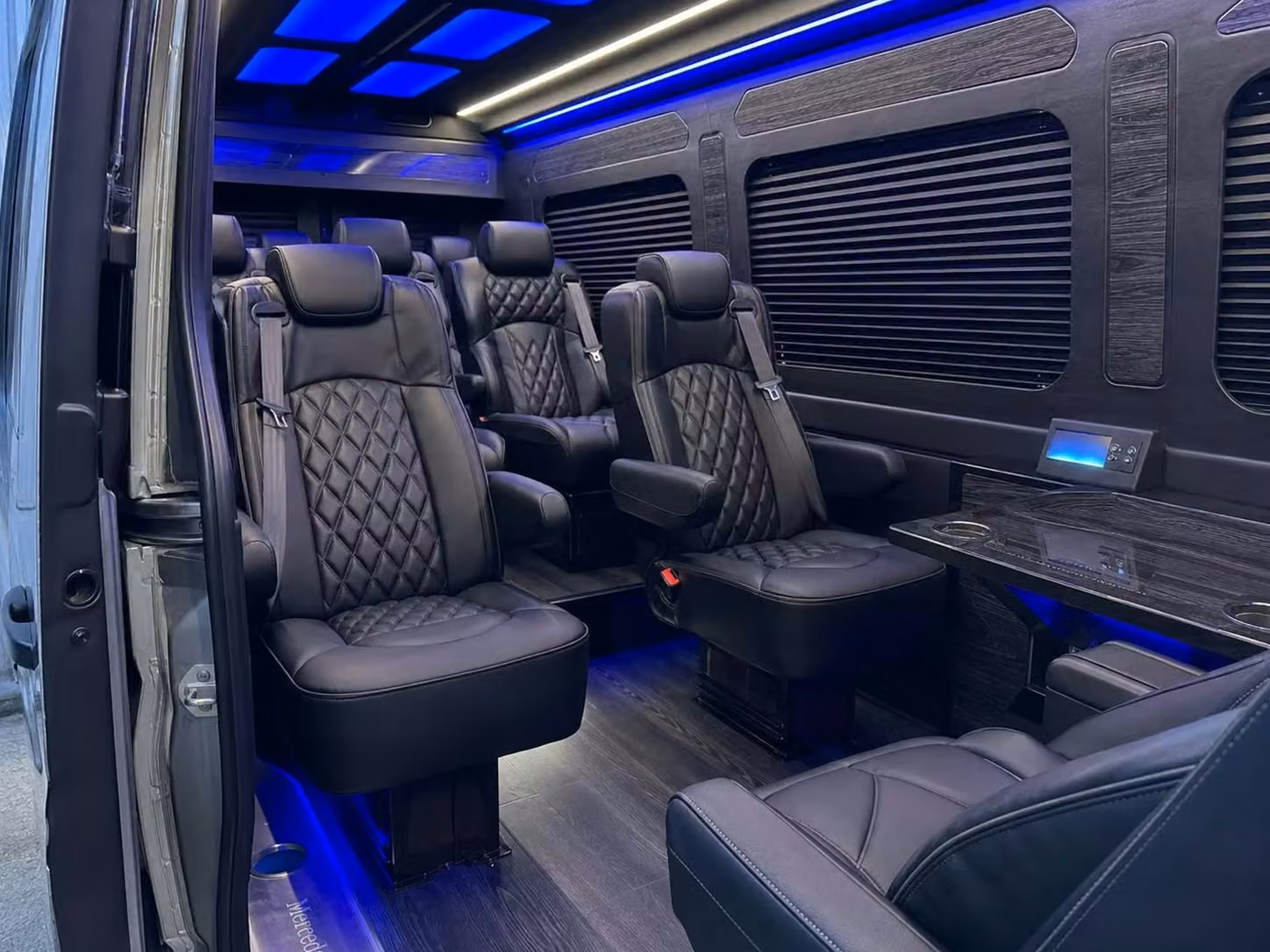 hobart compare hobart charter bus companies in one place