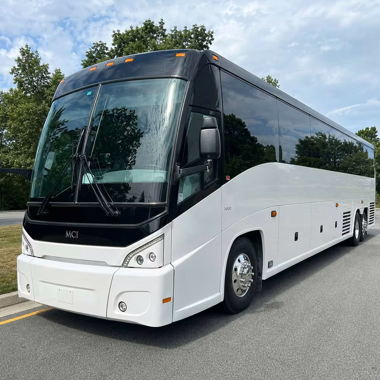 hobart long distance charter buses for out of town concerts and festivals