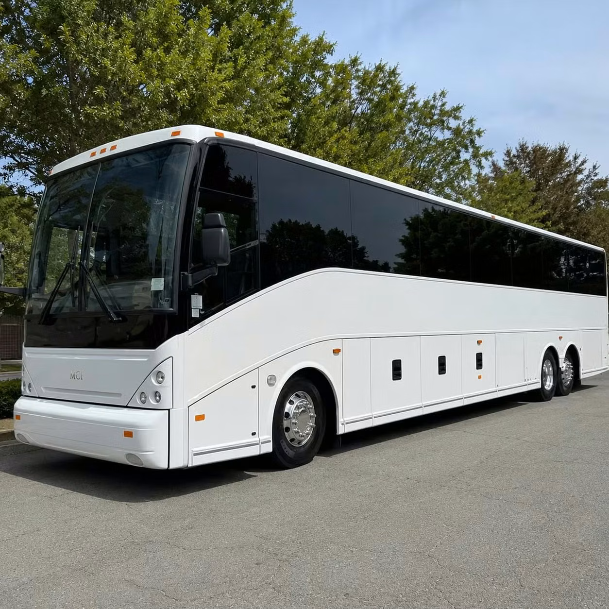 hobart premium bus rentals for important meetings and vips